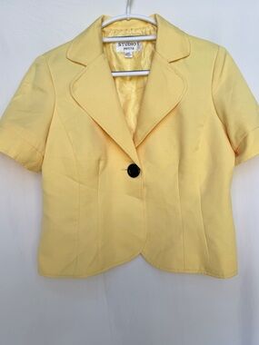 Studio I Yellow Short-Sleeve Tailored Blazer